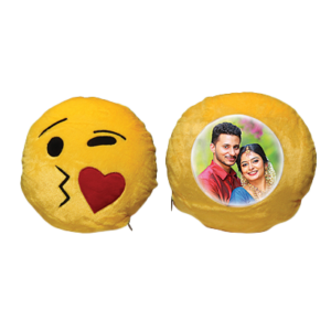 Kiss Smily Pillow 82