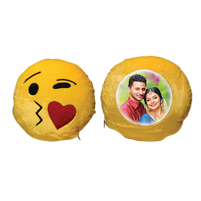 Kiss Smily Pillow 82